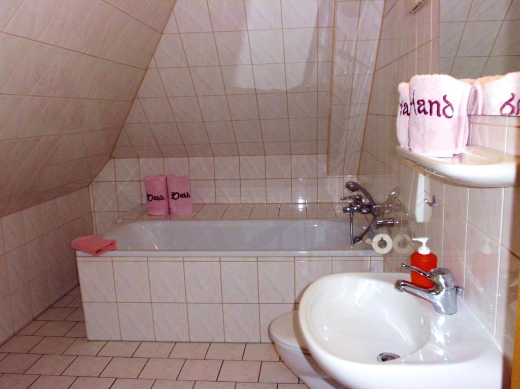 Thuringer Hof Hildburghausen Hotel Kamer foto